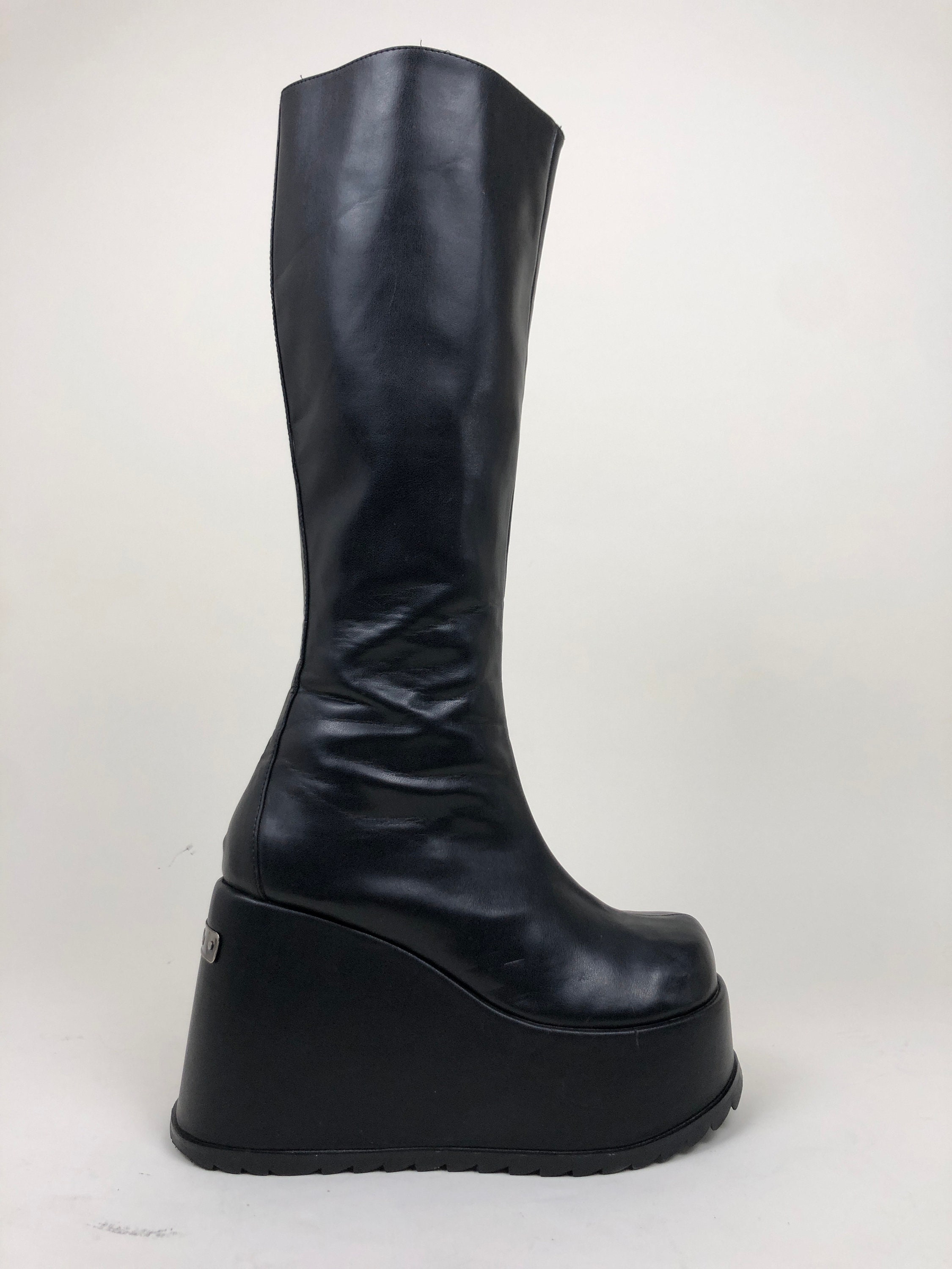 Vintage 90s SELLA Black Platform Knee 