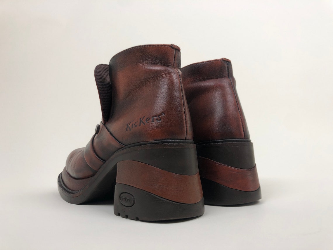 brown square toe platform boots