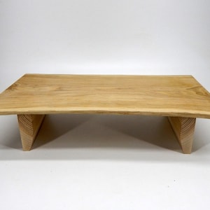 Yoga Slab Table 29 cm- Tea Table Sustainable Wood - Meditation Altar - Japanese Coffee Table - Meditation Prayer Puja - Buddhist Shrine
