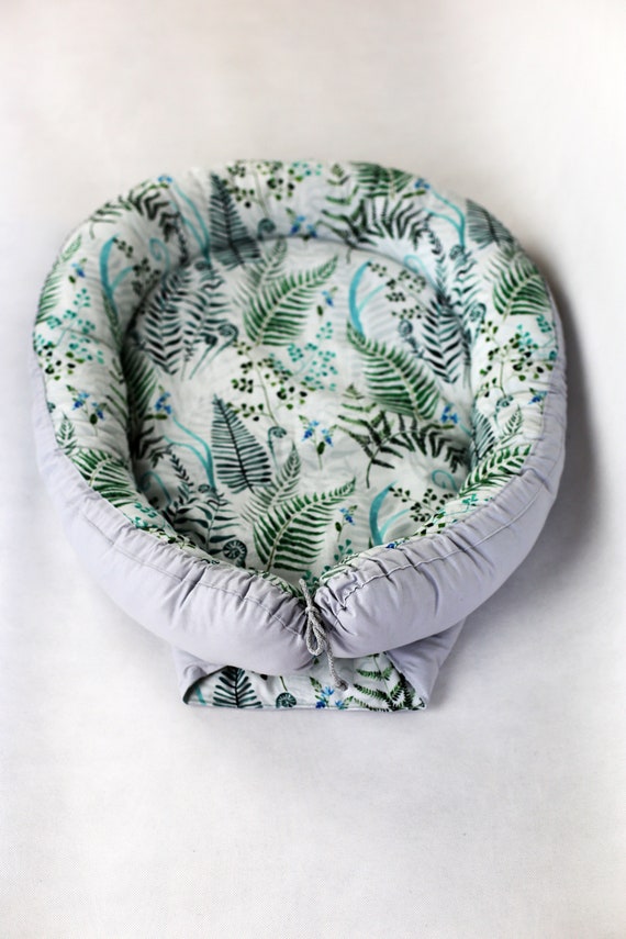 universal baby cocoon