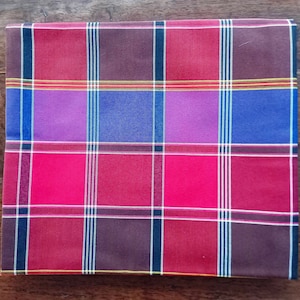 Men&#39;s sarong, Best quality Traditional fabric sarong, Batik Sarong, Thailand Textile No.4
