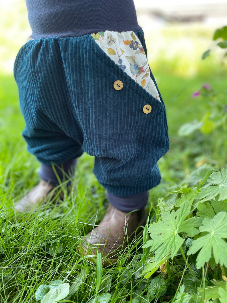 Bio BreitCordNicky Meeresblau Herbst Mäuse Pumphose Mitwachshose Bild 8