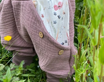 Mousseline broek zomerbroek oudroze met wilde bloemenzakken lang of kort