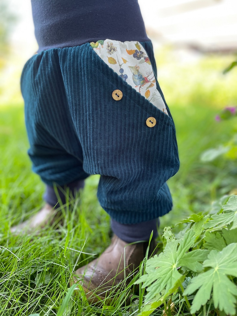 Bio BreitCordNicky Meeresblau Herbst Mäuse Pumphose Mitwachshose Bild 9