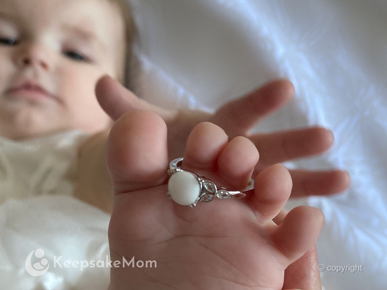 The Monroe Breastmilk Ring: Breastmilk Jewelry