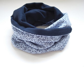 Loop aus Musselin, Blumen, hellblau/dunkelblau, Damen Schal aus Double Gauze