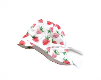 Sommermütze aus Musselin, Baby und Kinder Sonnenhut, Bindemütze, Musselinmütze, Erdbeere