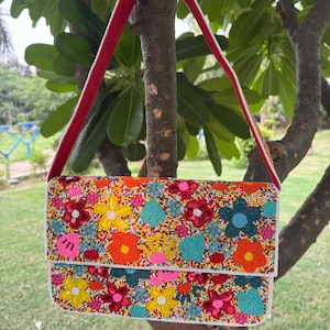 Beaded multi flora bag