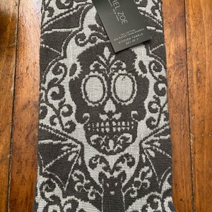 Skull hand towels, set 2 gothic skull bats towel, goth kitchen gray skull  towels, skeleton towels, gothic damask kitchen towel day dead