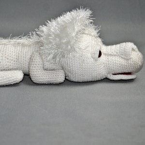 Amigurumi crochet pattern for Falkor inspired luck dragon. Instruction's written in English only PATTERN ONLY 画像 4