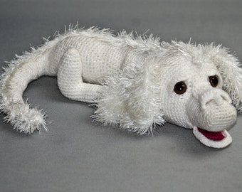 Amigurumi-Häkelanleitung für einen von Falkor inspirierten Glücksdrachen. Die Anleitung ist nur auf Englisch verfasst. NUR MUSTER!