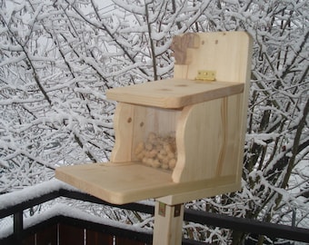 Eichhörnchen Futterhaus Futterplatz aus gutem Holz