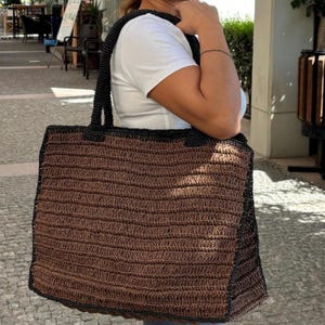 Handmade brown shoulder bag with lined interior, L capacity paper yarn tote bag, Eco friendly stylish crochet beach bag, Crochet bag 2025