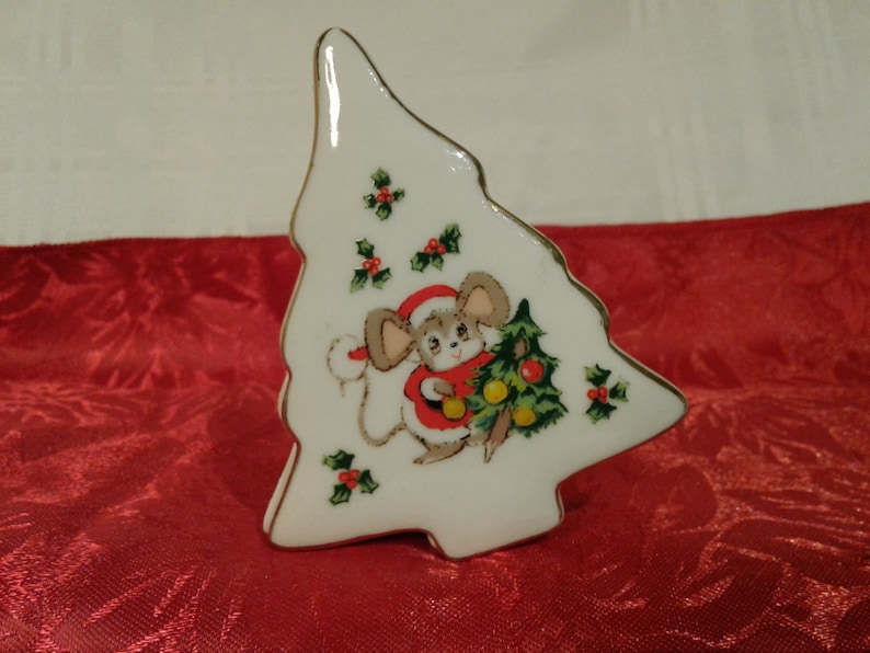Porcelian Christmas Tree Box with Mouse and Holly Vintage Lefton China Christmas Tree Trinket Box