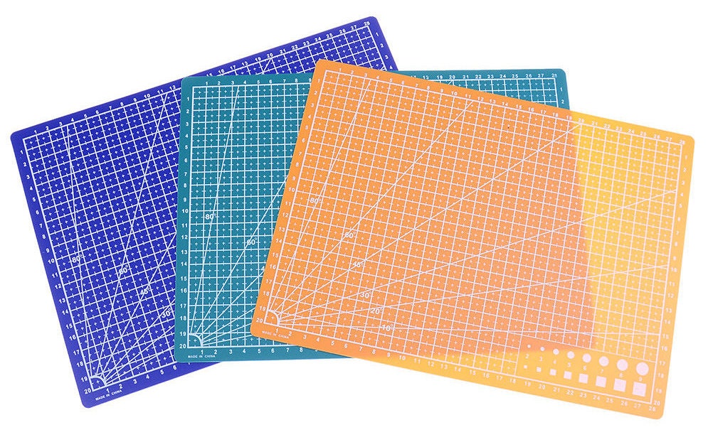 Kyoshin Elle Leathercraft Tool Semi Transparent Soft Vinyl Board Safety  Cutting Mat 27.5cmx38cmx0.6cm, for Cutting Leather