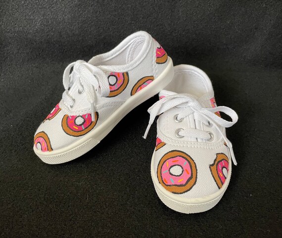 Donuts shoes deals