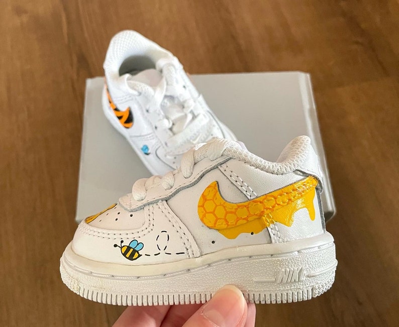 winnie the pooh baby air forces