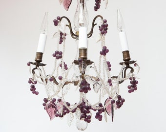 Lustre de teto francês antigo, por volta de 1900.