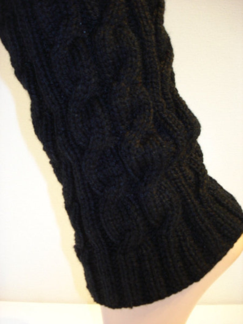 Leg warmers with cable pattern black women's leg warmers image 3
