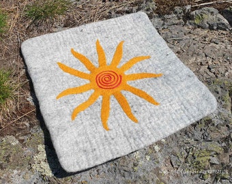 Seat cushion, felted, hiking, seat pad to-go, picnic, forest walk, water-repellent, seat pad, hiking cushion, warming