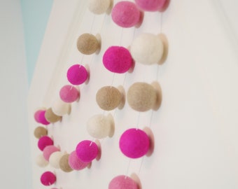 Garland, felt, children's room, Easter decoration, felt balls, baby room, wall decoration, playroom, pom-pom garland, birthday decoration