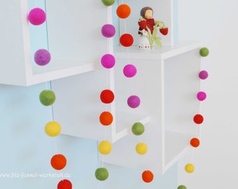 Girlande, Filz, tolle Farben, Kinderzimmer, Dekoration, Filzkugeln, Babyzimmer, Wanddeko, Spielzimmer, Pom-Pom Girlande, bunt