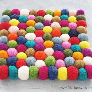 Felt ball coaster round 20cm bunt