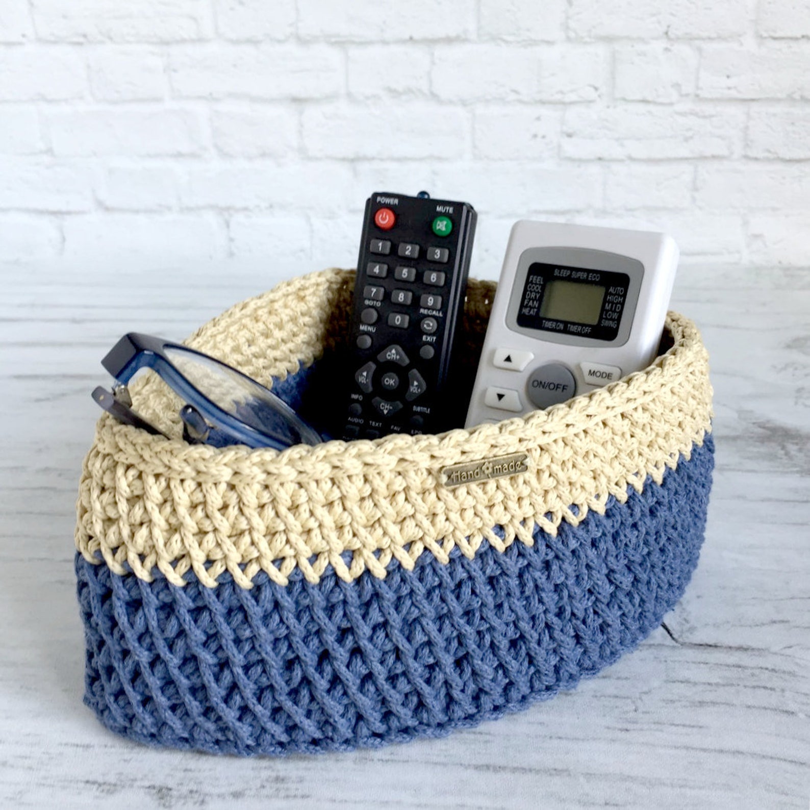 Small item storage Triangle basket Corner basket Crochet Etsy