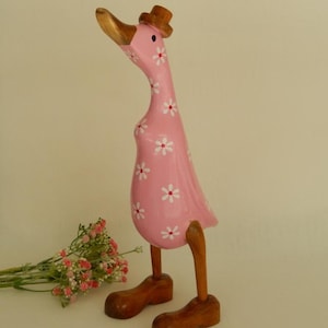 Duck made of bamboo root and wood with flowers and hat 34 cm runner duck for house terrace garden country house vintage