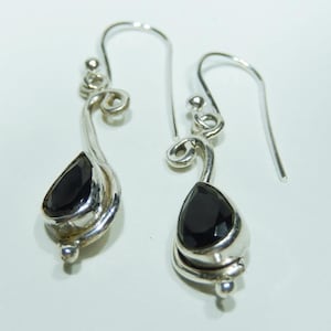 Onyx earrings made of silver in vintage boho style. Drops Shape Stone Real Gemstone Ladies Earrings Jewelry Women&#39;s Earrings