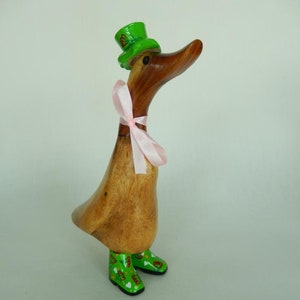 Duck of bamboo root and wood with green boots and hat 24 cm Running for house terrace garden country house vintage