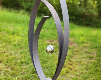 Decoración abstracta de óxido Escultura de arte de metal única para jardín Escultura de arte para interior y exterior Escultura moderna