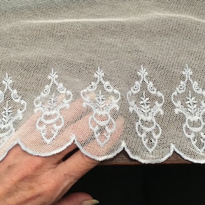 Machine Embroidered Lace - Exquisite
