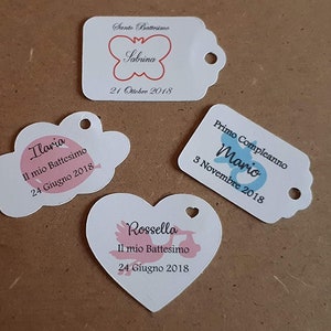 10 (o più) ETICHETTE personalizzate a forma di TAG con sfondo per BOMBONIERE fai da te. Ideali per Battesimo, Comunione, Cresima, Matrimonio