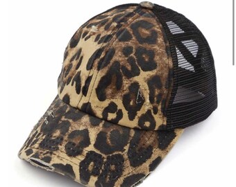 messy bun baseball cap canada