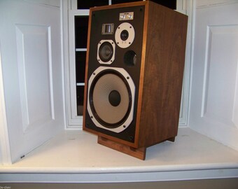 Pioneer HPM 100 Speaker Stands Made of 