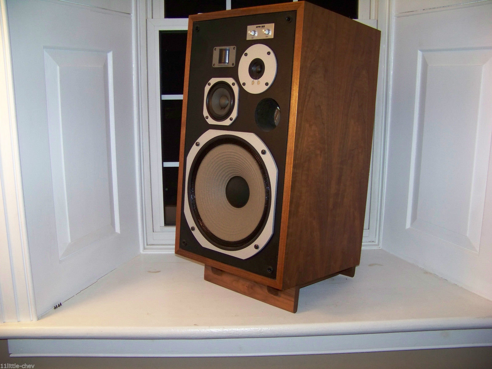 Custom Made Mahogany Speaker Stands for Pioneer HPM 900 Speakers 