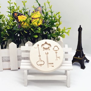 Retro Key Resin Silicone Mold MOL228