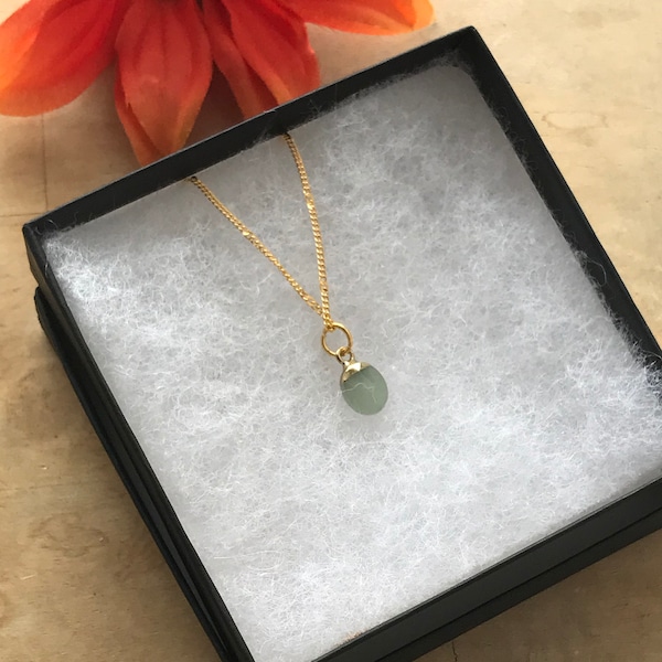 Dainty Crystal Jade Necklace, Jade Gemstone, Jade Necklace, Jade Natural Stone Pendants