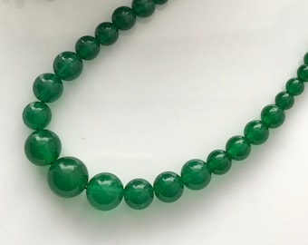 Beaded Green Jade Gemstones for women, Vintage Jade necklace