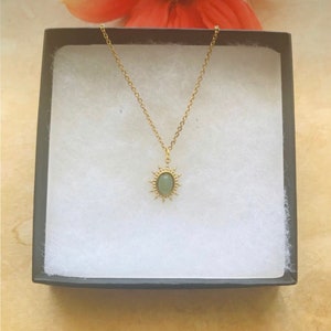 A Vintage  Jade  Necklace, Jade Gemstone Necklace, Jade Necklace - Vintage Style