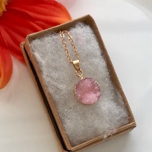 Rose Quartz Druzy Necklace, Natural Stone Quartz, Natural Druzy Pendant,Druzy Gemstone , Necklace for Women Collars-Rose Quartz