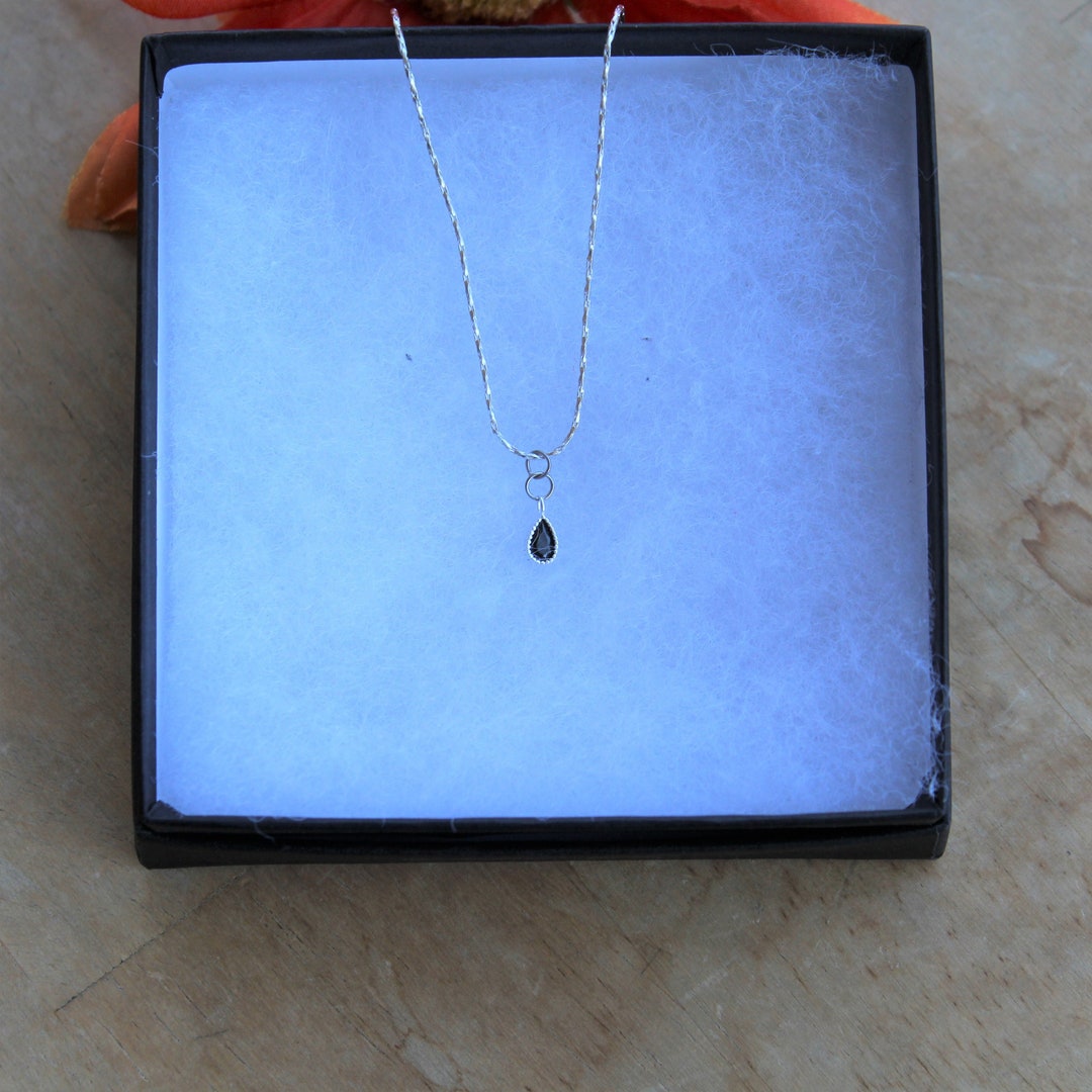 Dainty Onyx Necklace Black Onyx Gemstones Necklace Natural Etsy Canada