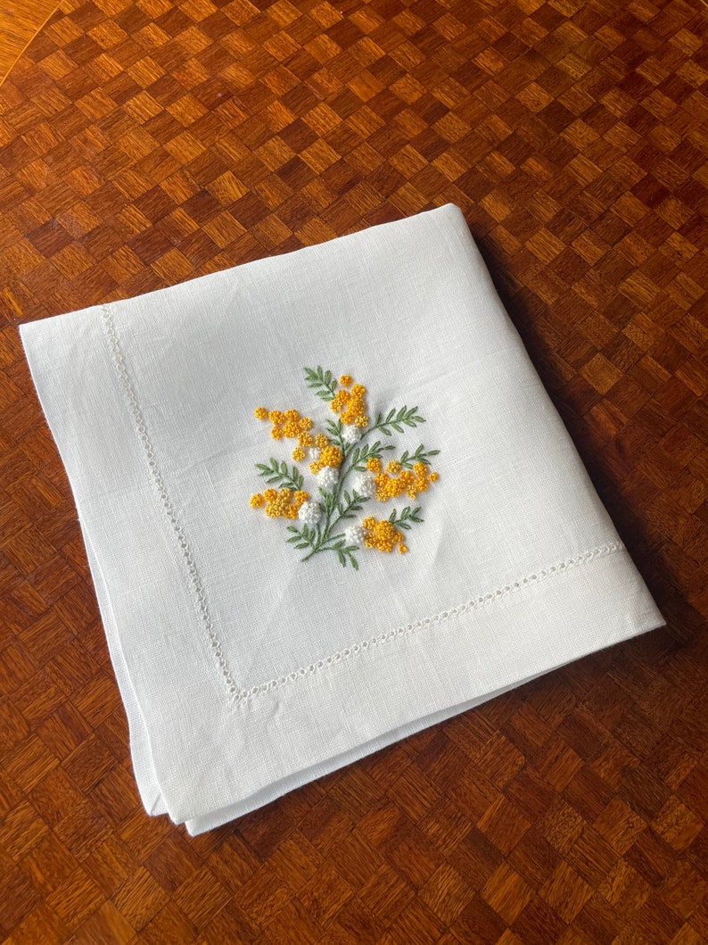 Early Spring Hand Embroidered Linen Dinner Napkins Set of 6, Floral Embroidered Wedding Napkins, Dinner Napkins, Reusable Napkins image 2