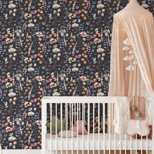 Donkergekleurd tuinbehang | Verwijderbaar zelfklevend botanisch behang | Peel and Stick voorgelijmde traditionele muurbekleding met bloemen, eco