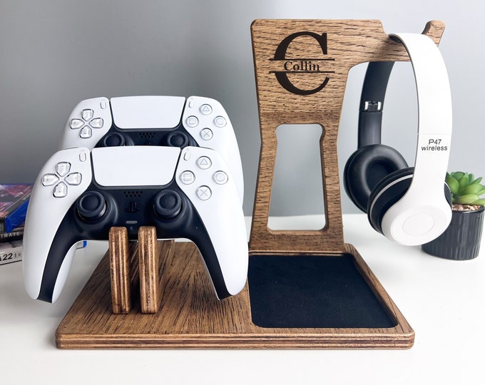 Gaming controller and headset stand,  Valentines day gift for boyfriend, tech accessories gifts for him, gift for dad