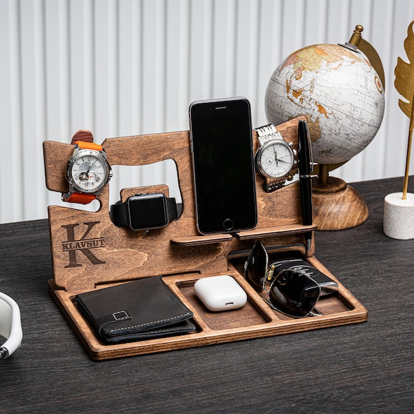 Ongebruikelijke verjaardagscadeaus voor mannen, Mens Wood Valet Tray, Houten Caddy Nightstand Organizer, Watch Holder, Desk organizer, Stand Docking Station