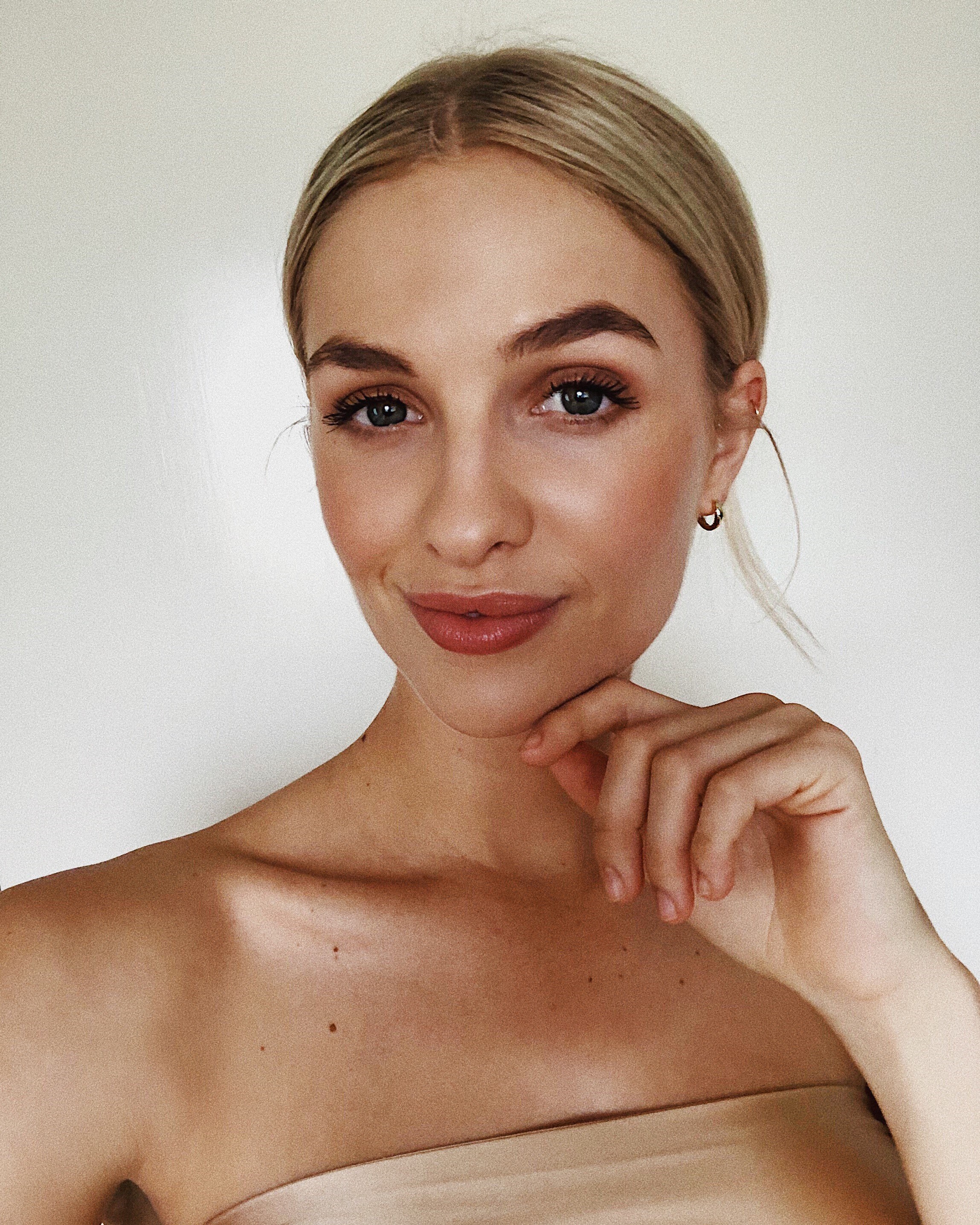 Tessa Gold Huggie Hoops