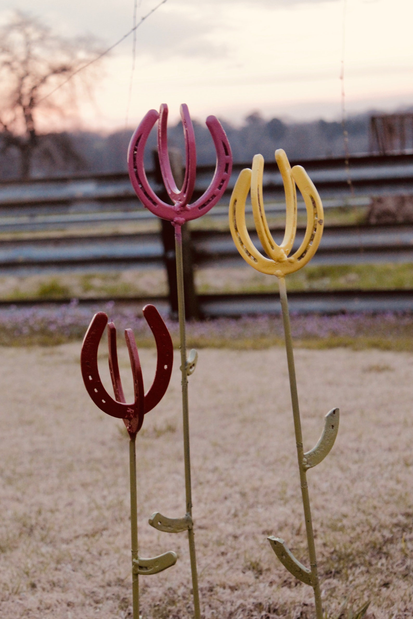 Horseshoe Tulip Yard Art Metal Garden Stakes Etsy