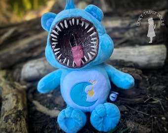 Devil Kitty Creepy Plush: Horror Gothic Halloween Decor - Etsy 日本